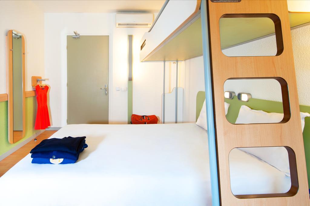 Ibis Budget Antibes Sophia Antipolis 瓦洛里 客房 照片